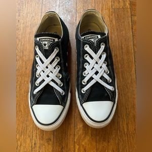 Chuck Taylor All Star Low Top Sneakers with New White ULace Sho…